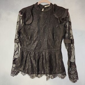 Elegant Lace Long Sleeve Top